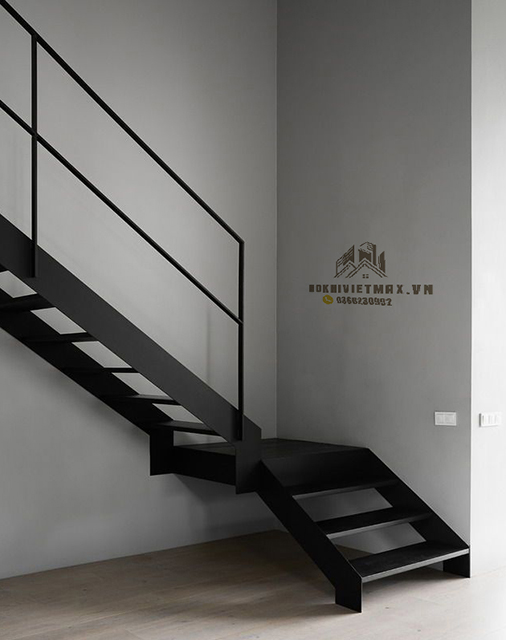 làm cầu thang sắt tại đông anh 