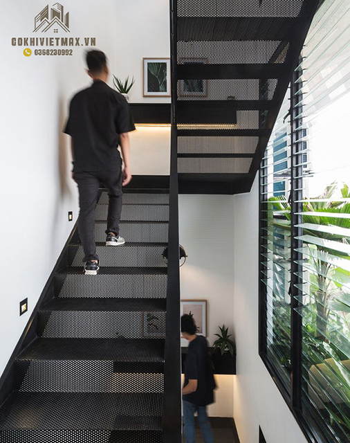 làm cầu thang sắt giá rẻ tại hà nội