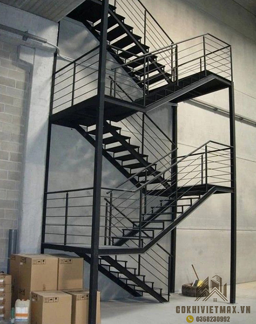 làm cầu thang sắt tại chung cư hà nội 