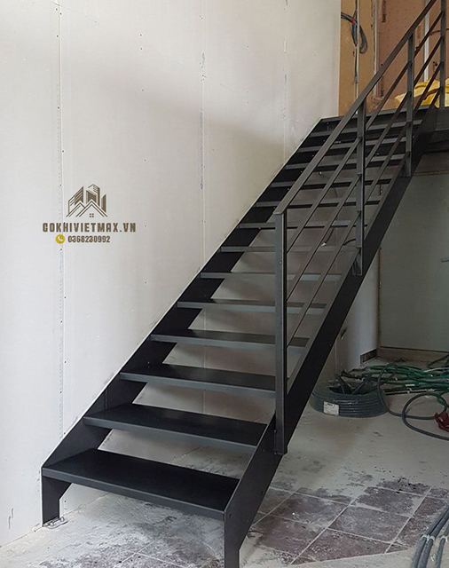làm cầu thang sắt tại nam từ niêm