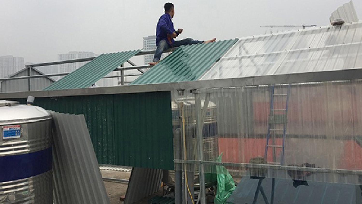 làm mái tôn tại  Ba Đình