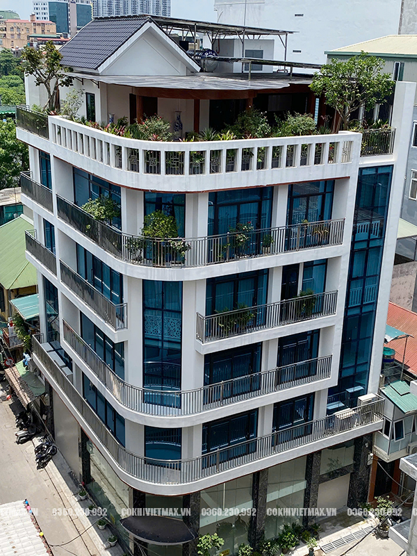 Lan can sắt hộp