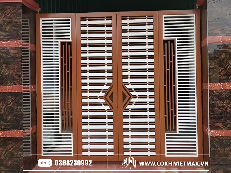 Cửa sắt hộp 4 cánh