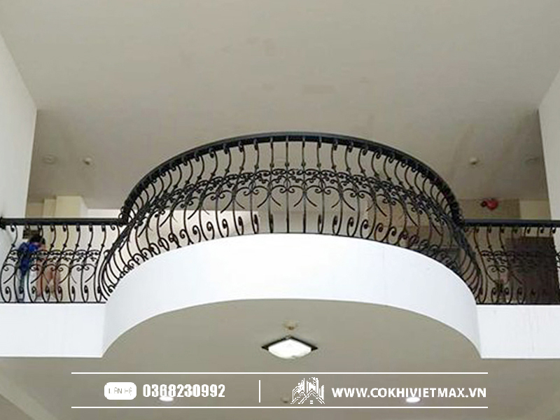 mẫu lan can ban công sắt hiện đại