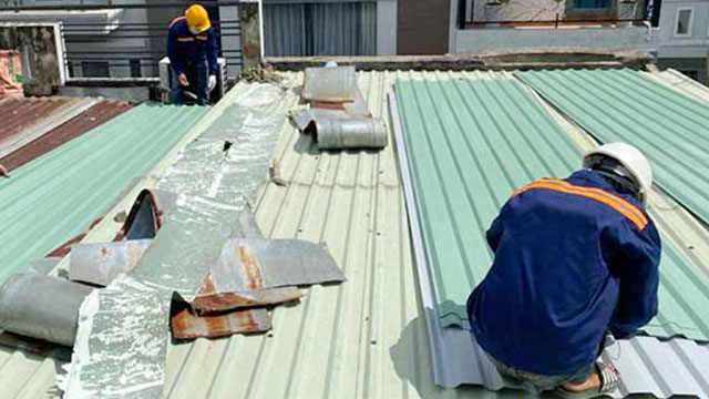nhân công lợp mái tôn